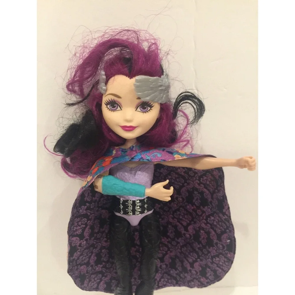 Magic Arrow Raven Queen Ever After High Doll‎